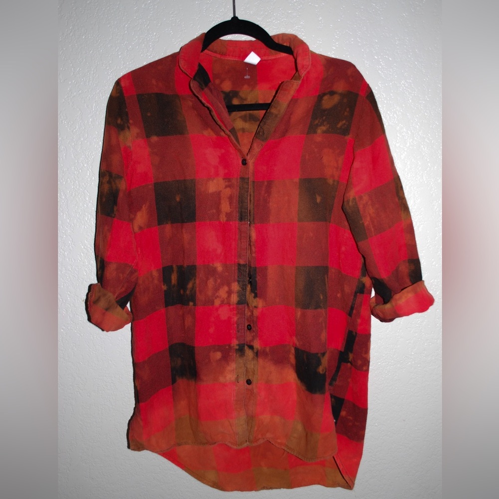 Distressed flannel small/medium